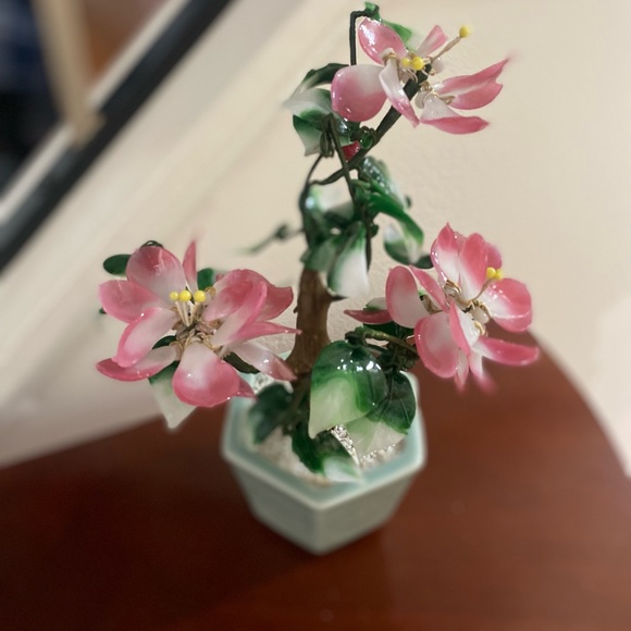 Vintage jade Flower Tree in Celadon Green Pot - Picture 1 of 4